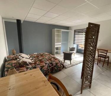 Couzon Casa | Gîte de la Grange