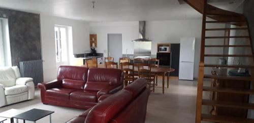 Val-du-Layon Casa | Gîte de la Poilane - Maison avec piscine & vue sur vignes, proche Angers