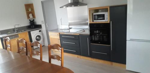 Val-du-Layon Casa | Gîte de la Poilane - Maison avec piscine & vue sur vignes, proche Angers