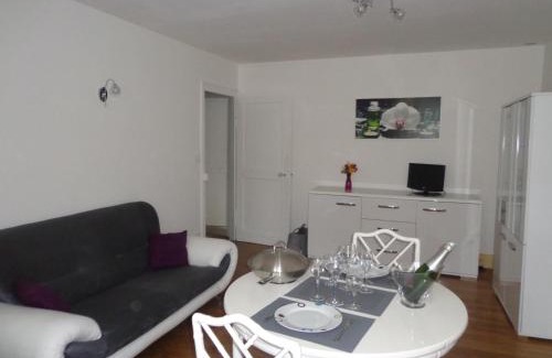 Les Riceys Apartamento | Gîte de la petite Croix Blanche