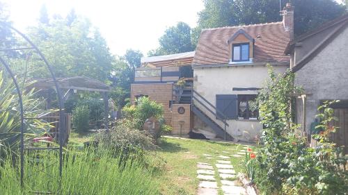 Mosnes Casa | Gîte de la Poterie Fenêtre sur Loire