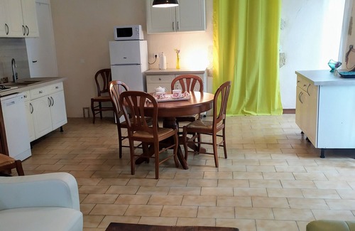 Saint-Puy Casa | Gîte de Terre Blanche, country house for 10 people