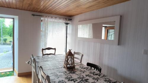 Saint-Flour Apartamento | Gîte de ville appartement Location de vacance - St-Flour - 6-8 Personnes dans le Cantal