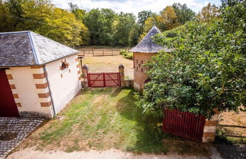 Cour-Cheverny Casa | Gîte des Châteaux de la Loire, near Lamotte-Beuvron. Horses welcome!