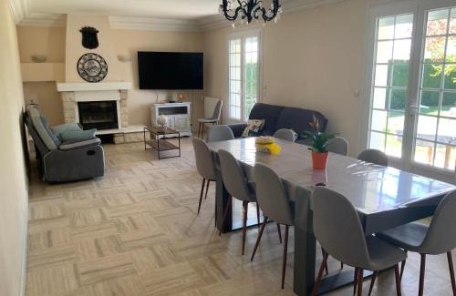 Huisseau-sur-Cosson Casa | Gîte des Grotteaux