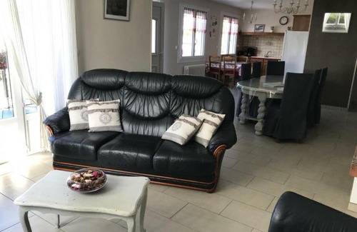Dhuizon Casa | Gîte Dhuizon, 4 pièces, 6 personnes - FR-1-491-204