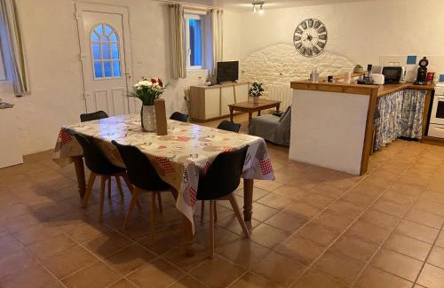 Cretteville Casa | Gîte du Bois Pennier, au calme , à 15 km des plages du Débarquement
