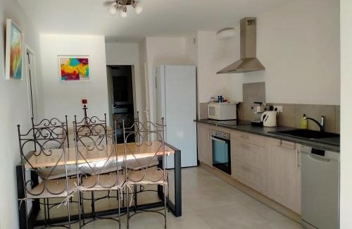 Saint-Chamas Casa | Gîte du domaine de l'Arbre de Vie