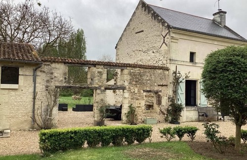 Saint-Martin-de-Sanzay Casa | Gîte du Bois de Sanzay , Piscine, Animaux Domestiques Acceptés