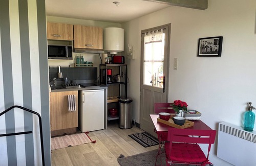 Saint-Priest-Bramefant Apartamento | Gîte du Ruisseau