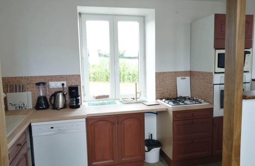 Fleurigne Otro | Gîte du Haut Montbrault