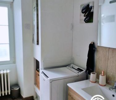 Chammes Casa | Gîte du Lavoir, 8 personnes