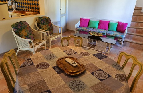 Lauris Cabaña | Méou casa por Laura Little House