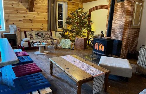 Le Poizat-Lalleyriat Casa | Gîte du Moul'Ain Jura 200m2 15 pers