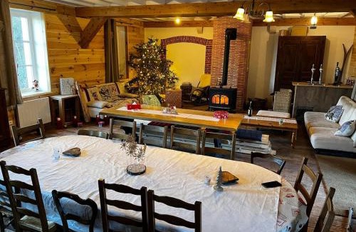 Le Poizat-Lalleyriat Casa | Gîte du Moul'Ain Jura 200m2 15 pers