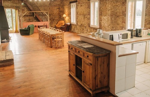 Theza Cabaña | Gîte du pigeonnier 20 pers salle climatisée 70 m2