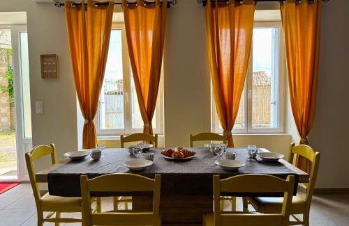 Airvault Casa | Gîte du Puits Olivier 10 personne chaleureux 3 étoiles
