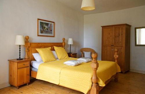Montolieu Casa | Gîte entre 2 rives