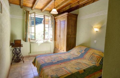 La Versanne Casa | Gîte et studio avec cheminée, terrasse, salle de jeux et nature préservée à La Versanne - FR-1-496-280