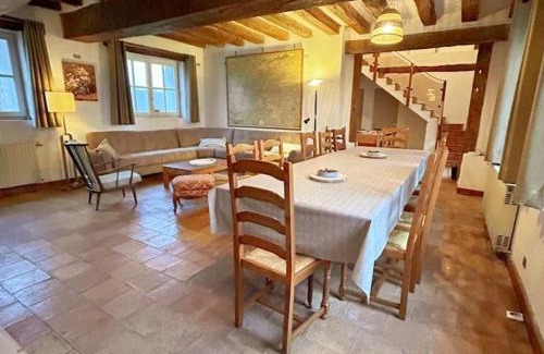 Thore-la-Rochette Casa | Gîte familial avec jacuzzi, baby-foot, fléchettes, et plus - idéal pour se ressourcer ou faire la fête ! - FR-1-491-414