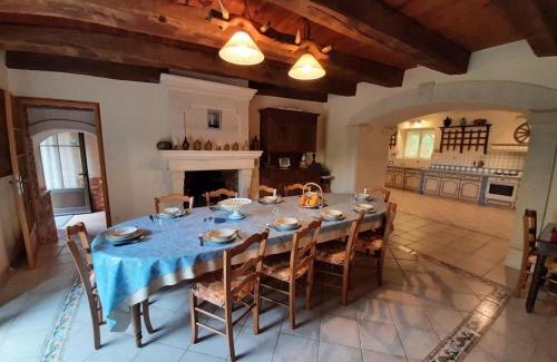Viville Casa | Gîte familial avec jardin, cheminée et équipements bébé – Bellevigne, Charente - FR-1-653-149