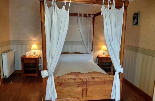Viville Casa | Gîte familial avec jardin, cheminée et équipements bébé – Bellevigne, Charente - FR-1-653-149