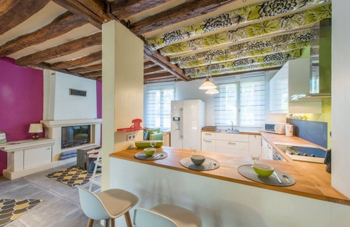 Montlouis-sur-Loire Casa | Cottage for 10 people - near Tours - Period house