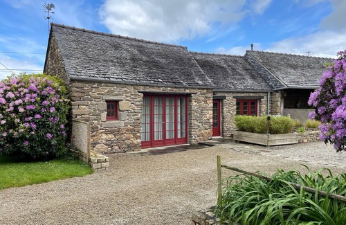 Plougonven Casa | Gîte for 2 people in Baie de Morlaix, Finistère, Brittany.