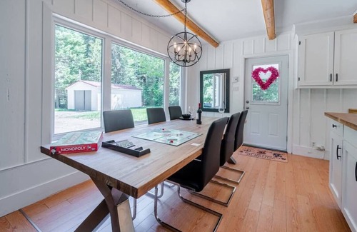 Fossambault-sur-le-Lac Chalet De Esquí | CHALET FOSSAMBAULT SPA