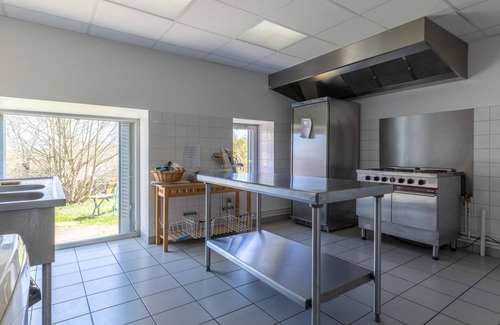 Charbonnieres-les-Varennes Casa | Gîte Municipal Champagnol
