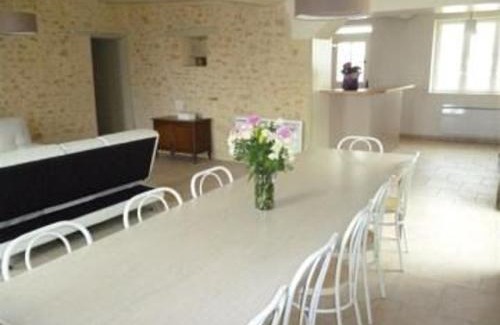 Saint-Christophe-en-Champagne Casa | Gîte 8 pers. avec jardin et terrasses, 4 chambres, proche Le Mans et Sablé, idéal pour familles - FR-1-410-192