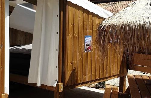 Les Mathes Cabina | Gîte insolite vue sur le ciel étoilé , cuisine, salle d eau, 2 chambres , proche du zoo de La Palmyre