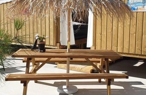 Les Mathes Cabina | Gîte insolite vue sur le ciel étoilé , cuisine, salle d eau, 2 chambres , proche du zoo de La Palmyre