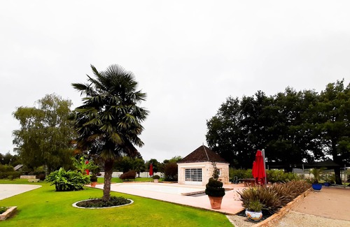 Amboise Chalet De Esquí | Gîte L'Aître des Cloiseaux - #Pool #Tennis