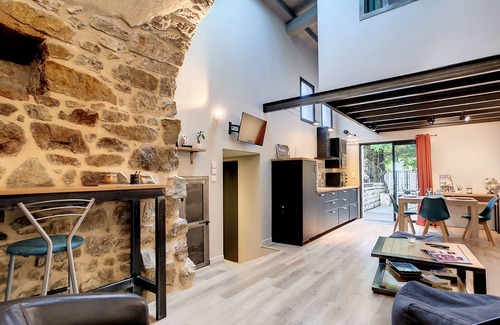 Saint-Pierre-de-Boeuf Casa | Gîte l'Atelier du Port