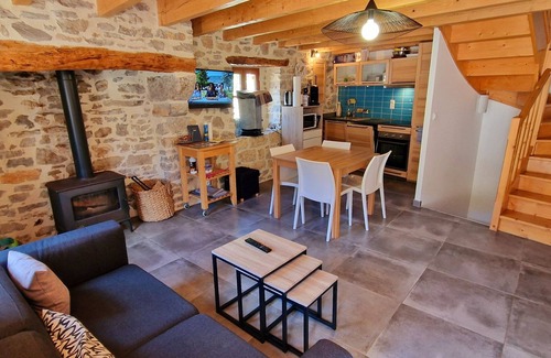 Gorges du Tarn Causses Cabaña | Gîte la Cardabelle -Gîte-Baño con bañera