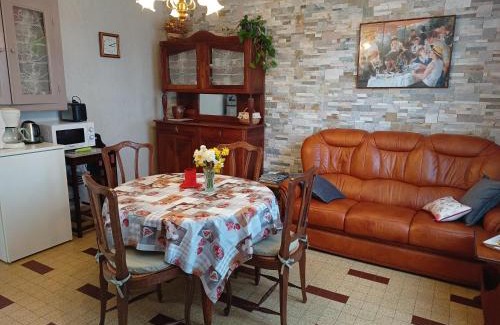 Saint-Agnant-de-Versillat Casa | Gîte La Maison de LEA