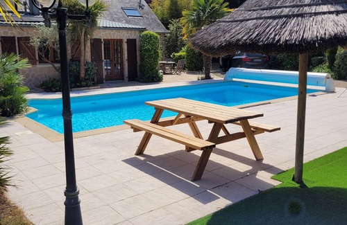 Gouville-sur-Mer Casa | Gîte "La Maison de Gouville" with SPA pool