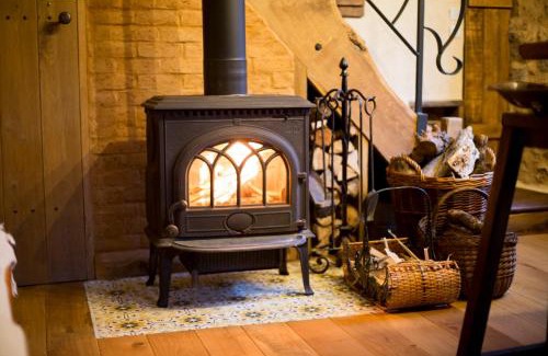 Bor-et-Bar Casa | Gîte La Maisonnette La Petite Joulinie