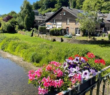 Vresse-sur-Semois Casa | Gîte la Passerelle à Mouzaive