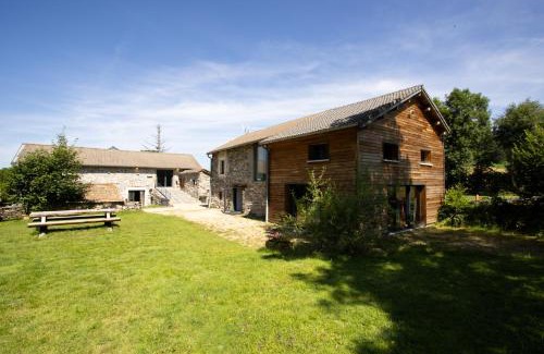 Yssingeaux Casa | Gîte la Pervenchère