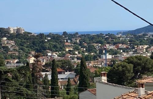 Toulon Casa | Gîte « la sakalava » vue panoramique faron