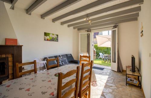 Saint-Andre-dAllas Casa | Gîte La Salamandre