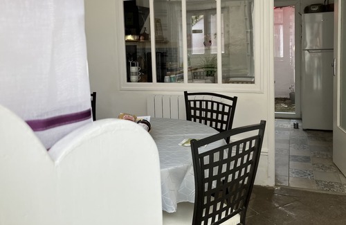Bussiere-Dunoise Casa | Family/ couples and working people friendly.