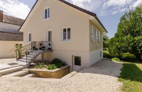 Landreville Casa | Gîte Landreville, 4 pièces, 9 personnes - FR-1-543-43