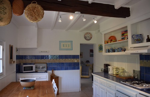 Saint-Vallier Casa | Gîte Lavande. Prachtig Gerestaureerde Gite met Verwarmd Zwembad in de Charente
