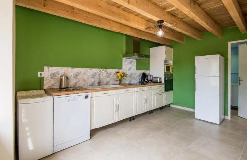 Saint-Leons Casa | Gîte le Belvezou - Charmante maison de campagne