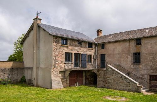 Saint-Leons Casa | Gîte le Belvezou - Charmante maison de campagne