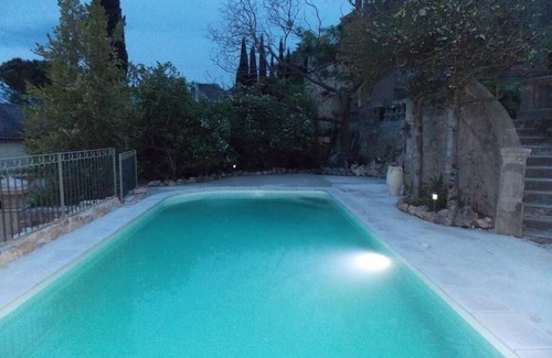 Pont-Saint-Esprit Cabaña | Gîte LE ROCHER de 45m²