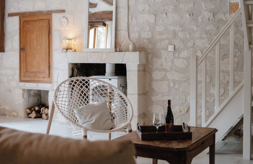 Beaumont-en-Veron Casa | Gîte Les Caves aux Fièvres
